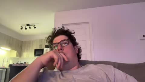 Snapshot of penisdansvulve chatting on December 15, 3:45 am randysavage online show from December 15, 3:45 am