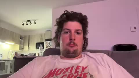 Snapshot of penisdansvulve chatting on February 22, 2:50 am randysavage online show from February 22, 2:50 am