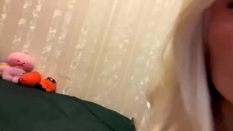 Margot online show from October 27, 2:21 pm