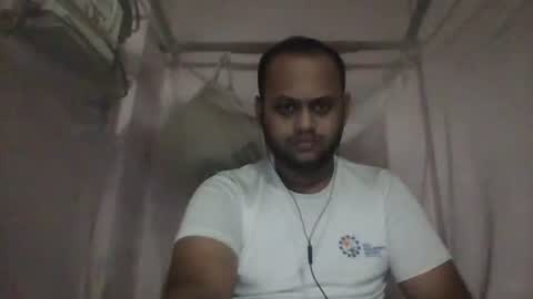 Snapshot of pennyworth21 chatting on January 3, 12:33 am albert online show from January 3, 12:33 am