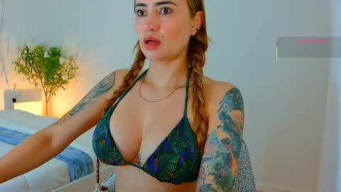 Snapshot of pennyy__ chatting on June 9, 8:26 am Hi Im Penelope better vibrations 1111 online show from June 9, 8:26 am
