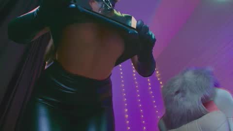 Dia  online show from February 13, 8:54 am