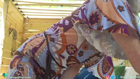 Peppermint and Dusty  online show from April 7, 6:52 pm