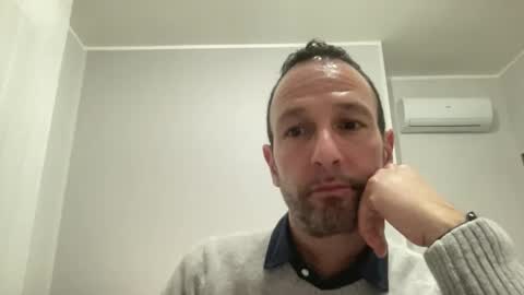 Snapshot of peppinslosqualo chatting on January 5, 2:17 am peppinslosqualo online show from January 5, 2:17 am