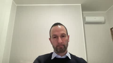 peppinslosqualo online show from February 7, 11:45 pm