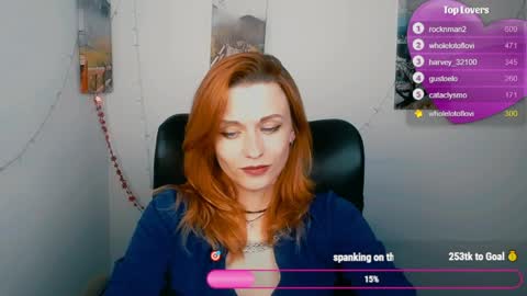 Mia online show from April 5, 6:05 pm