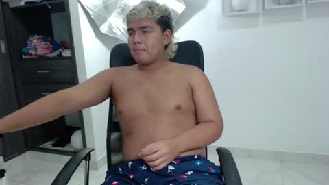 percibal_junior1 online show from January 28, 5:22 am