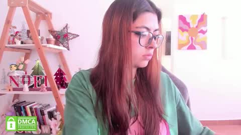 Sarah Ana Banana online show from December 5, 4:58 pm