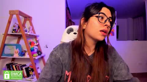 Sarah Ana Banana online show from March 3, 1:12 am