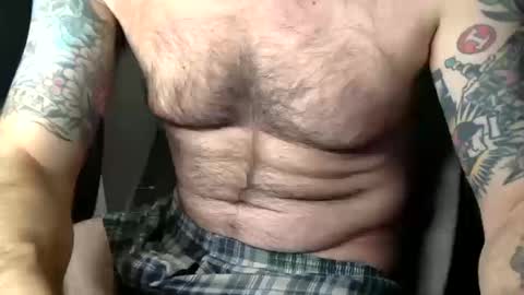 Snapshot of perfectfit1990 chatting on October 10, 8:57 am perfectfit1990 online show from October 10, 8:57 am