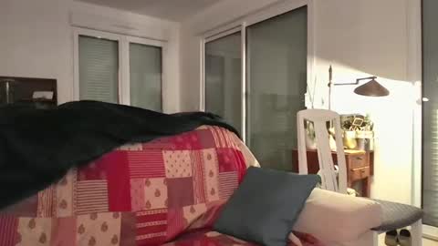 Snapshot of perfectfrench chatting on February 19, 6:43 pm perfectboyfr online show from February 19, 6:43 pm