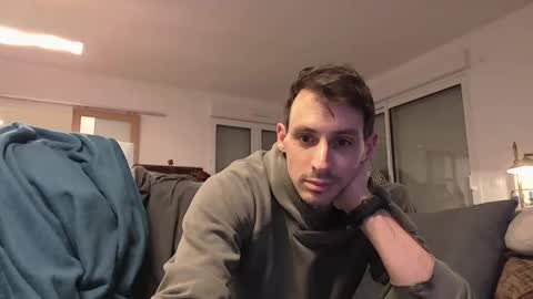 Snapshot of perfectfrench chatting on February 10, 6:56 pm perfectboyfr online show from February 10, 6:56 pm