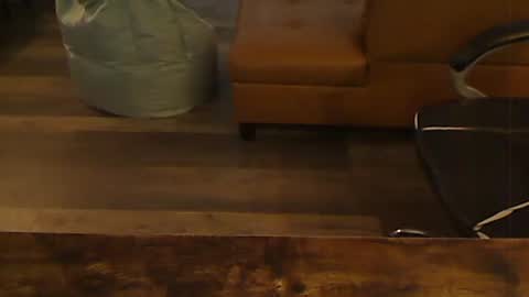 Snapshot of perfecto1957 chatting on February 17, 6:03 pm perfecto1957 online show from February 17, 6:03 pm