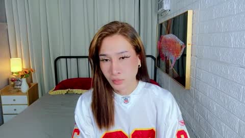 Snapshot of perfectstranger_ chatting on November 6, 2:51 pm Chloe online show from November 6, 2:51 pm