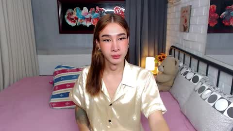 Snapshot of perfectstranger_ chatting on November 26, 9:27 pm Chloe online show from November 26, 9:27 pm