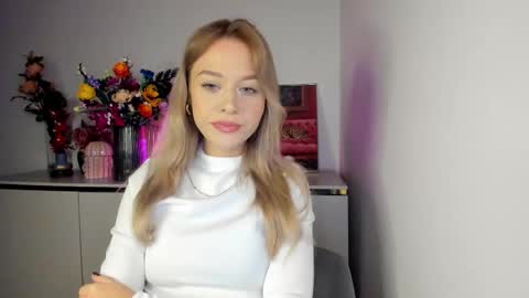 Cindy online show from October 31, 6:25 am