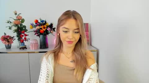 Cindy online show from November 27, 8:49 am