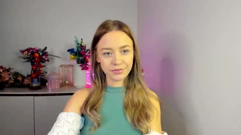 Snapshot of perfectxcindy chatting on January 19, 6:39 am Cindy online show from January 19, 6:39 am