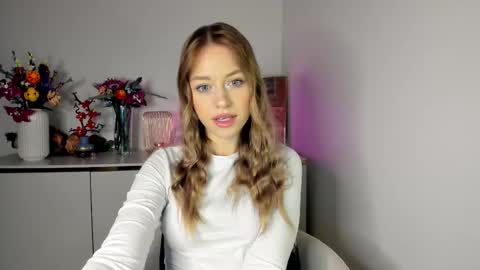 Snapshot of perfectxcindy chatting on February 13, 6:31 am Cindy online show from February 13, 6:31 am