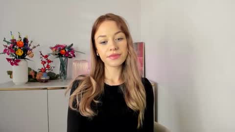 Snapshot of perfectxcindy chatting on February 20, 6:37 am Cindy online show from February 20, 6:37 am