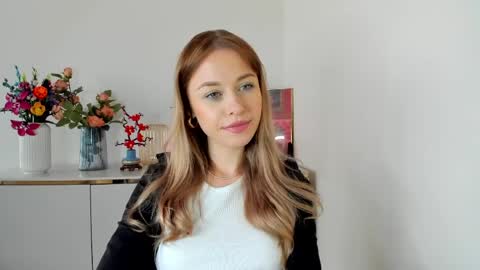 Cindy online show from March 27, 6:41 am