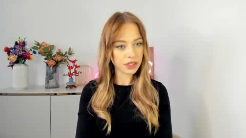 Cindy online show from April 2, 5:27 am