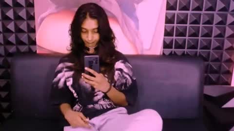 satins seduction online show from December 6, 8:48 am