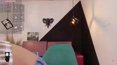   online show from October 17, 7:49 pm