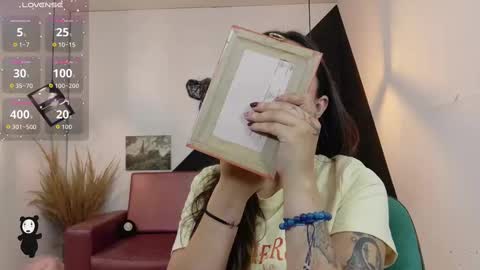   online show from November 17, 5:08 pm