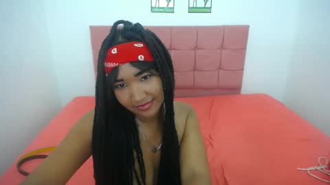 perla online show from December 26, 8:50 am