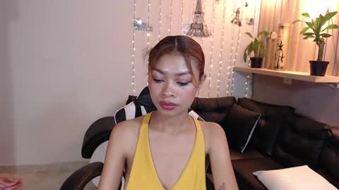 Snapshot of perla_st chatting on February 21, 4:16 pm Perla online show from February 21, 4:16 pm
