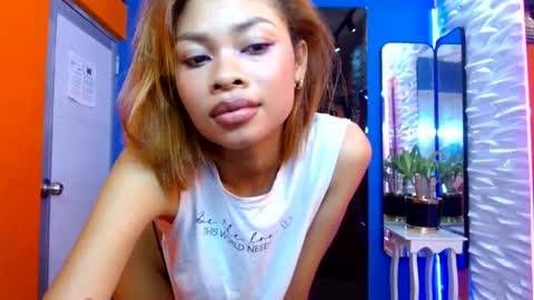 Snapshot of perla_st chatting on March 8, 6:26 pm Perla online show from March 8, 6:26 pm
