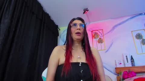 Snapshot of perlafranco chatting on February 15, 10:03 am Perla Franco online show from February 15, 10:03 am