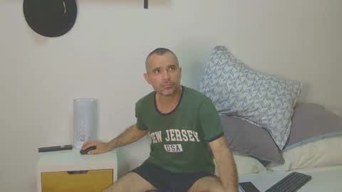 perrosoxxx online show from January 14, 5:40 am