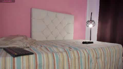Marie online show from June 25, 1:26 pm