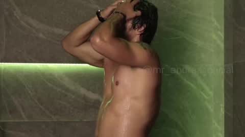 andres    online show from November 19, 6:52 pm