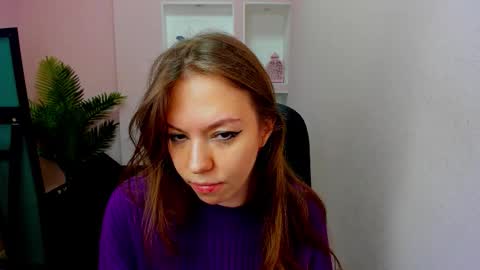 Snapshot of persinaky chatting on October 6, 12:52 am horror flying on the wings of the night.... online show from October 6, 12:52 am