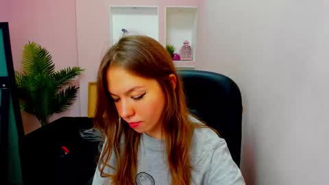 Snapshot of persinaky chatting on October 15, 8:31 pm horror flying on the wings of the night.... online show from October 15, 8:31 pm