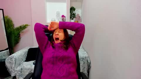 horror flying on the wings of the night.... online show from February 2, 4:06 pm