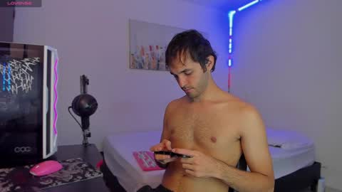 Snapshot of persival_2 chatting on December 24, 8:00 am persi online show from December 24, 8:00 am