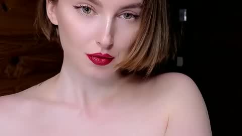 Snapshot of personal_devil chatting on December 4, 6:28 pm personal_devil online show from December 4, 6:28 pm