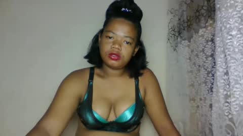 Snapshot of perversah chatting on February 19, 2:40 am Perversah online show from February 19, 2:40 am