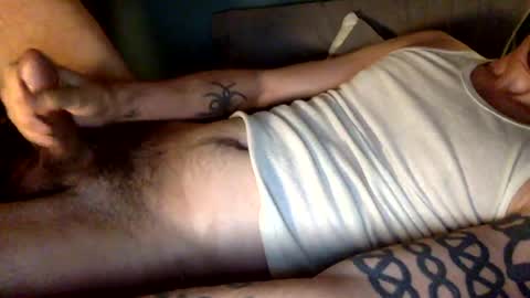 Snapshot of perversehues chatting on August 1, 6:23 am perversehues online show from August 1, 6:23 am