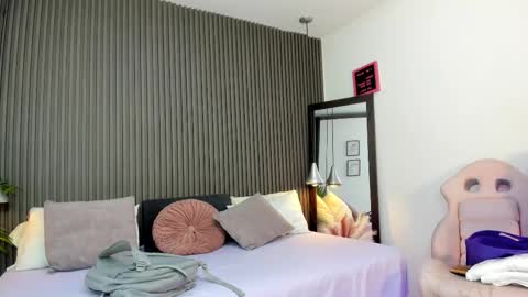 Lizza online show from February 1, 12:04 pm