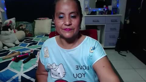 Snapshot of pervert_mommy_x chatting on December 14, 12:10 pm SAMY online show from December 14, 12:10 pm