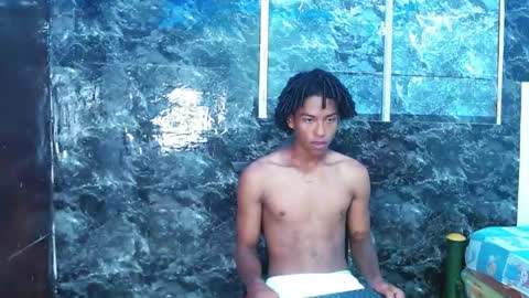 perzy_wt online show from April 19, 7:49 pm