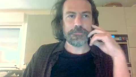 pesketig42 online show from March 23, 9:30 pm