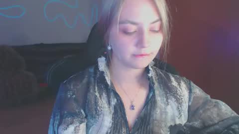 petalkiss online show from September 29, 5:51 pm