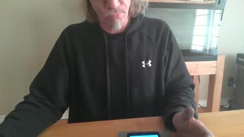 Snapshot of petefaquino chatting on December 14, 9:24 pm pete online show from December 14, 9:24 pm