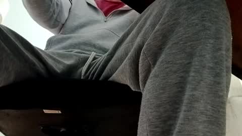 peter141077 online show from March 31, 12:49 pm